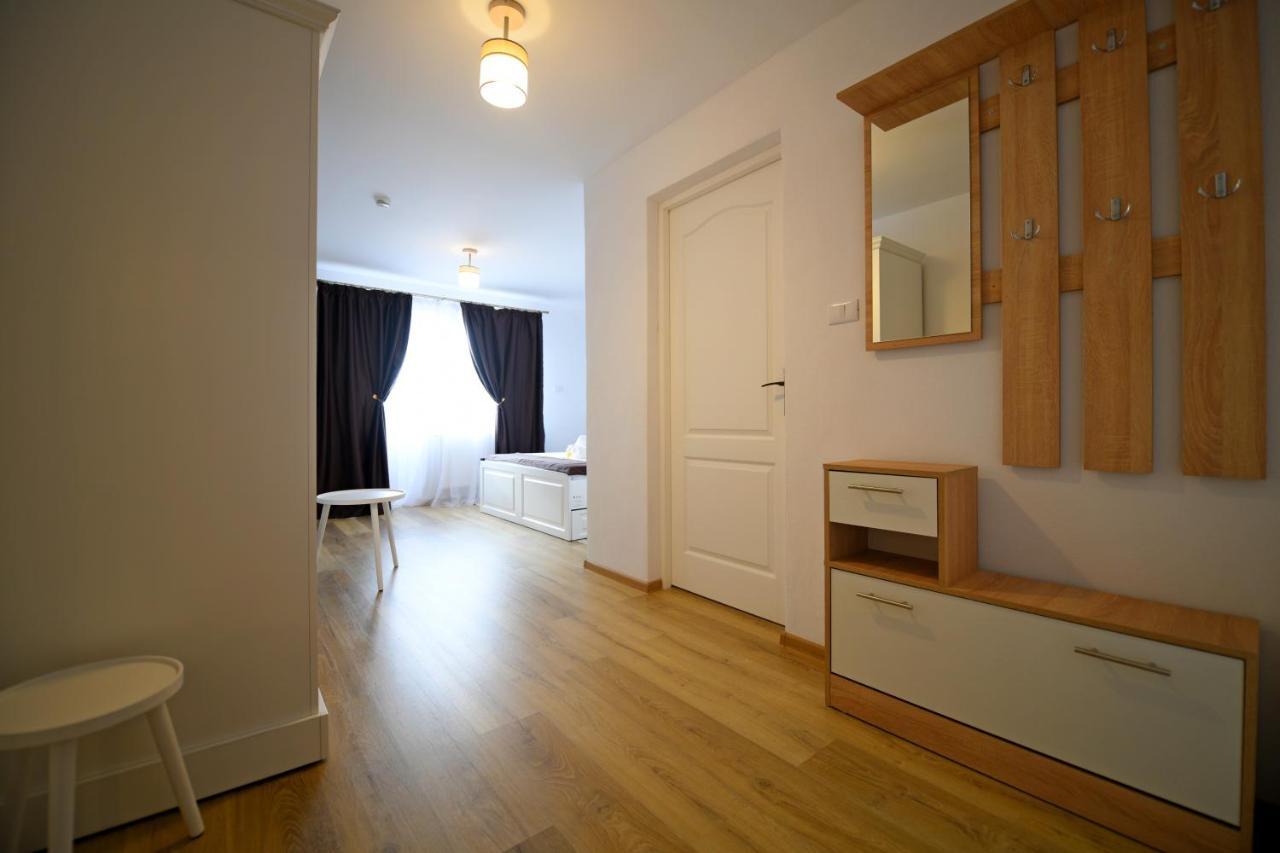 Pensiunea Hera Haţeg Extérieur photo